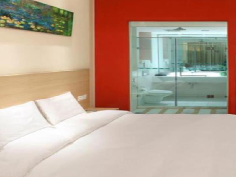Hanting Hotel Yibin Zhongshan Street Buitenkant foto