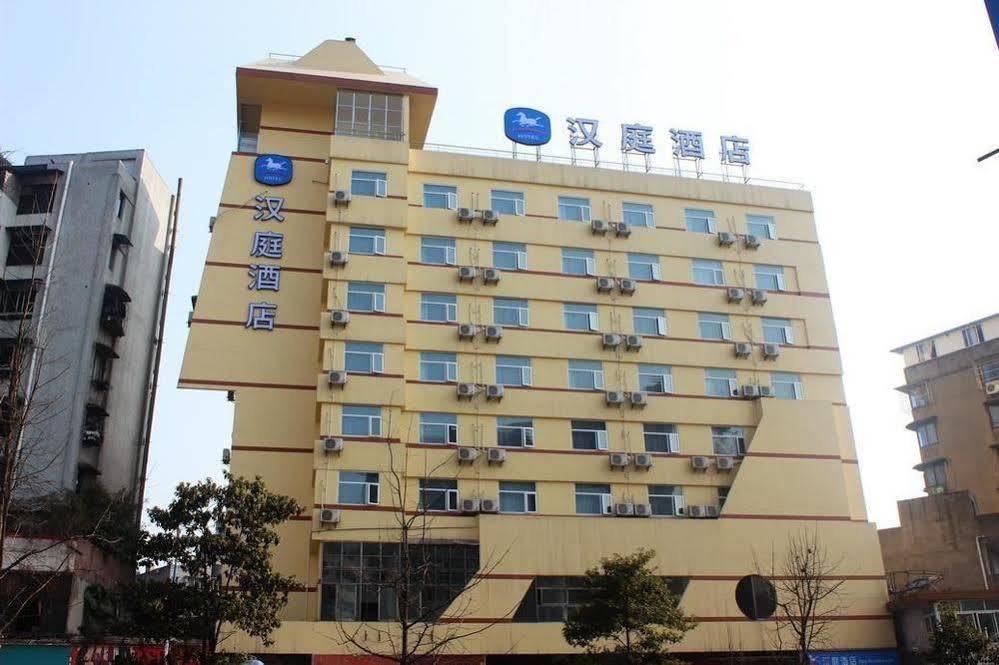 Hanting Hotel Yibin Zhongshan Street Buitenkant foto