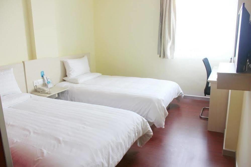 Hanting Hotel Yibin Zhongshan Street Buitenkant foto